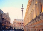 Satılır 15 otaqlı 500 m2 obyekt Axundov bağı