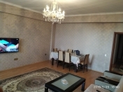 Satılır 3 otaqlı 100 m2 yeni tikili 6 mkr