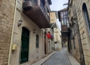 Satılır 8 otaqlı 260 m2 köhnə tikili İçəri Şəhər m.