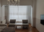 Satılır 3 otaqlı 126 m2 yeni tikili Nəriman Nərimanov m.