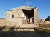 Satılır 3 otaqlı 28 m2 həyət evi Şüvəlan