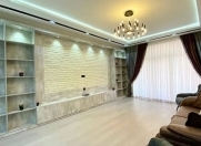 Satılır 3 otaqlı 153 m2 yeni tikili 28 May m.