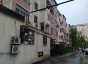 Satılır 3 otaqlı 63 m2 köhnə tikili 4 mkr