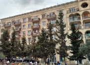 Satılır 2 otaqlı 45 m2 köhnə tikili Səbail r.