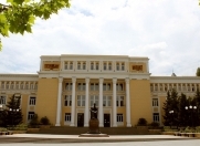 Satılır 2 otaqlı 45 m2 köhnə tikili 28 may