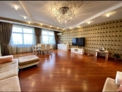 Satılır 5 otaqlı 320 m2 yeni tikili 28 May m.