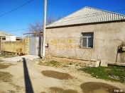 Satılır 3 otaqlı 330 m2 bağ evi Novxanı