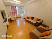 İcarəyə verilir 2 otaqlı 90 m2 yeni tikili Nizami m.