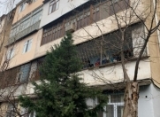Satılır 4 otaqlı 90 m2 köhnə tikili 8 km