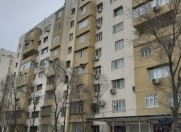 Satılır 3 otaqlı 80 m2 köhnə tikili 3 mkr