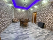 Satılır 3 otaqlı 86 m2 həyət evi İnşaatçılar m.