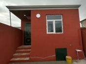 Satılır 2 otaqlı 70 m2 həyət evi Binəqədi