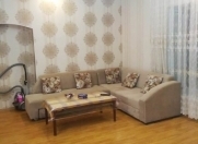 İcarəyə verilir 3 otaqlı 70 m2 köhnə tikili Sahil m.