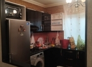 Satılır 2 otaqlı 45 m2 həyət evi İnşaatçılar m.