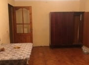 Satılır 1 otaqlı 40 m2 köhnə tikili İnşaatçılar m.