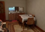 Satılır 4 otaqlı 85 m2 köhnə tikili İnşaatçılar m.