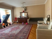 Satılır 3 otaqlı 125 m2 köhnə tikili 8 mkr