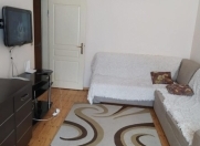 İcarəyə verilir 2 otaqlı 36 m2 köhnə tikili 3 mkr