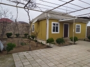 Satılır 3 otaqlı 100 m2 həyət evi Şüvəlan