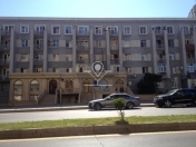 Satılır 2 otaqlı 55 m2 köhnə tikili Nizami m.