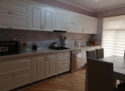 Satılır 4 otaqlı 330 m2 həyət evi Qaraçuxur