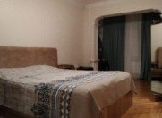 Satılır 4 otaqlı 120 m2 köhnə tikili 8 mkr