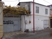 Satılır 5 otaqlı 300 m2 həyət evi Heydər Məscidi