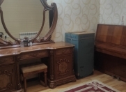 İcarəyə verilir 2 otaqlı 92 m2 yeni tikili İnşaatçılar m.