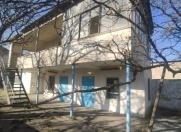 Satılır 5 otaqlı 10000 m2 bağ evi Novxanı
