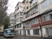 Satılır 1 otaqlı 34 m2 köhnə tikili İnşaatçılar m.