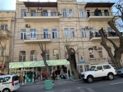 Satılır 2 otaqlı 52 m2 köhnə tikili Nizami m.