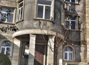 Satılır 6 otaqlı 400 m2 həyət evi Qaraçuxur