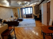 Satılır 3 otaqlı 125.5 m2 yeni tikili Nizami m.