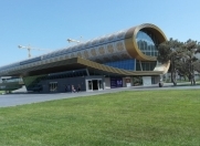 İcarəyə verilir 4 otaqlı 130 m2 köhnə tikili İçəri Şəhər m.