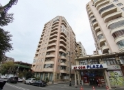 Satılır 3 otaqlı 130 m2 yeni tikili 28 Mall