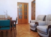 İcarəyə verilir 2 otaqlı 50 m2 köhnə tikili 28 May m.