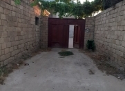 Satılır 6 otaqlı 336 m2 həyət evi Binə