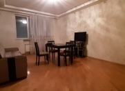 İcarəyə verilir 3 otaqlı 100 m2 köhnə tikili Gənclik m.