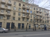 İcarəyə verilir 2 otaqlı 60 m2 köhnə tikili Səməd Vurğun parkı