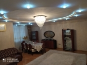 Satılır 3 otaqlı 125 m2 yeni tikili 9 mkr
