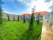Satılır 4 otaqlı 180 m2 bağ evi Mərdəkan