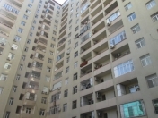 Satılır 4 otaqlı 190 m2 yeni tikili 8 mkr