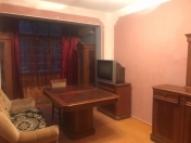 İcarəyə verilir 2 otaqlı 60 m2 köhnə tikili Memar Əcəmi m.