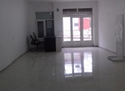 İcarəyə verilir 1 otaqlı 35 m2 obyekt Həzi Aslanov m.