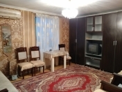 İcarəyə verilir 1 otaqlı 35 m2 köhnə tikili Elmlər Akademiyası m.