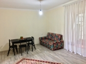 İcarəyə verilir 1 otaqlı 18 m2 köhnə tikili Fəvvarələr meydanı