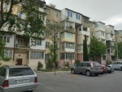 Satılır 1 otaqlı 33 m2 köhnə tikili Elmlər Akademiyası m.