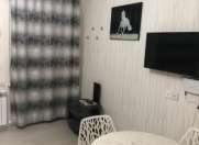 Satılır 2 otaqlı 50 m2 köhnə tikili Sahil m.