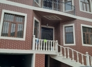 Satılır 6 otaqlı 300 m2 həyət evi Qaraçuxur