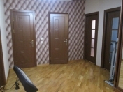 Satılır 4 otaqlı 120 m2 yeni tikili Yeni Yasamal